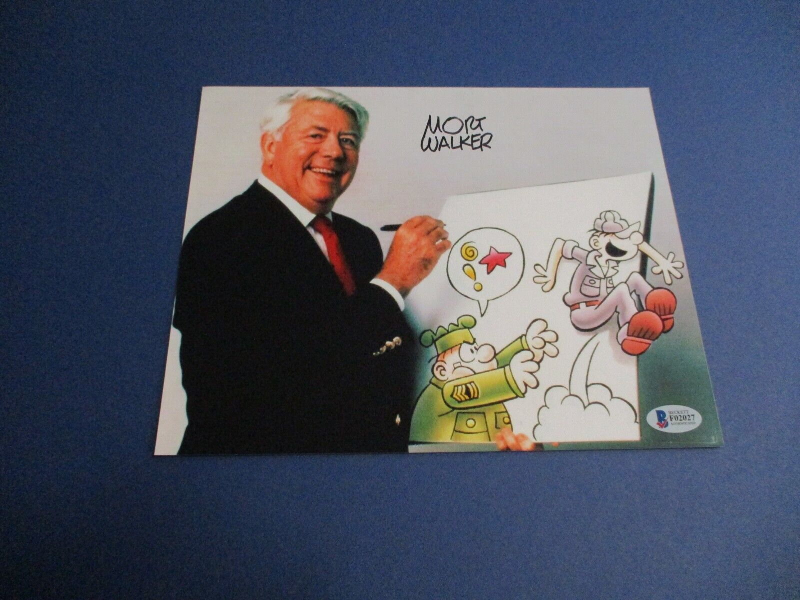 Mort Walker Autographed Signed 8x10 Color Photo Beckett COA #F02027