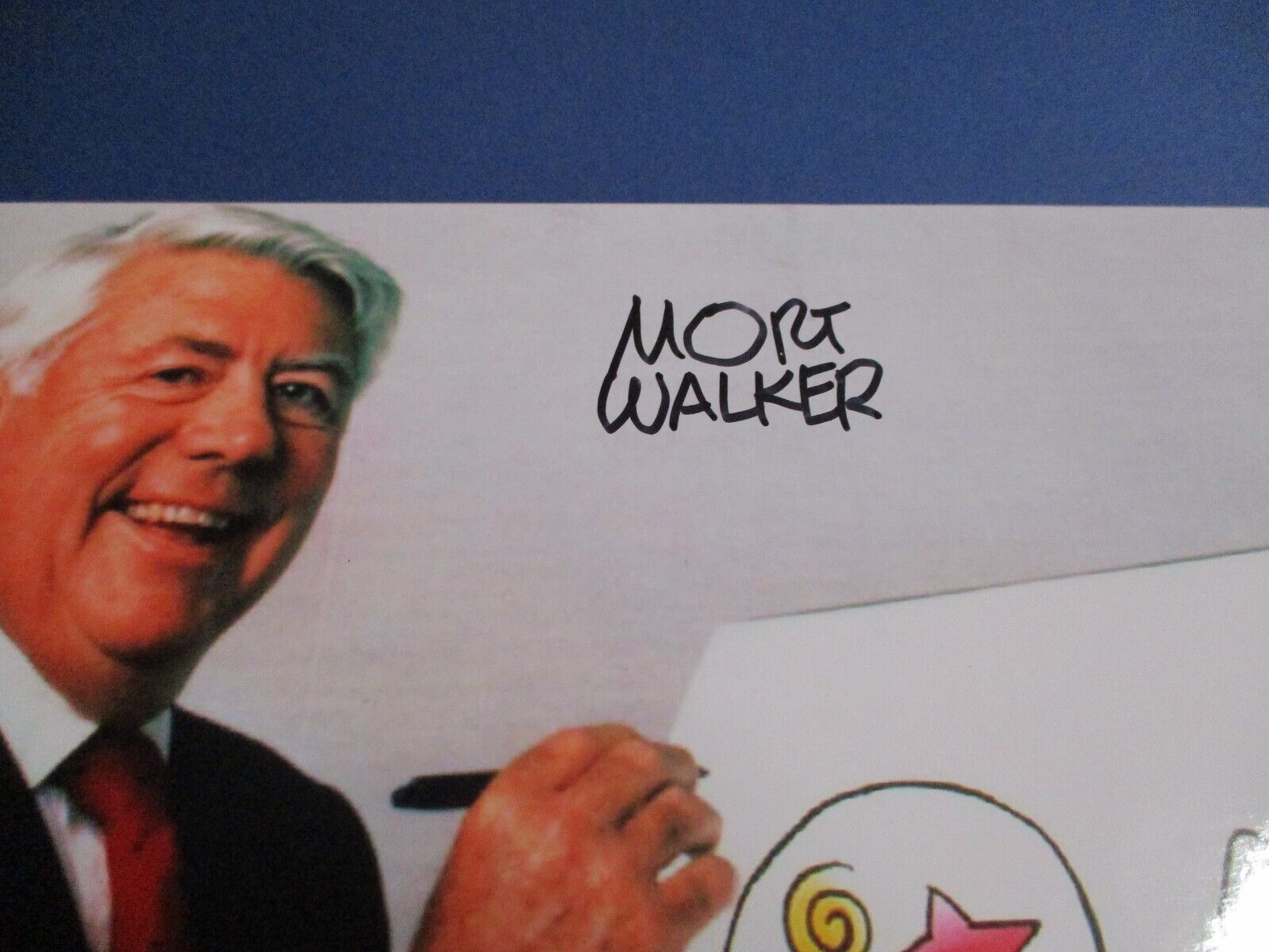 Mort Walker Autographed Signed 8x10 Color Photo Beckett COA #F02027