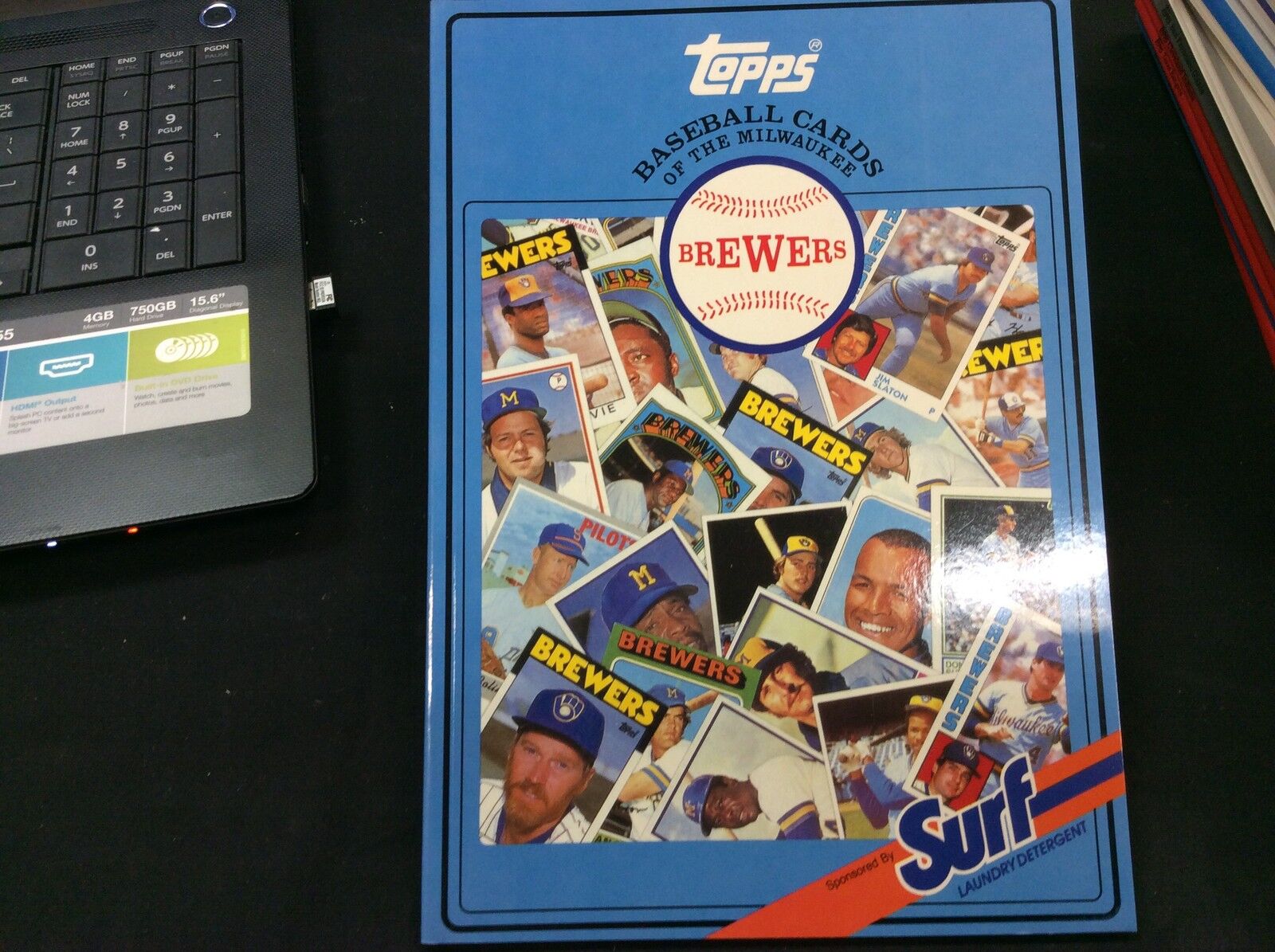 Milwaukee Brewers  1987 SURF Topps Baseball Card Book