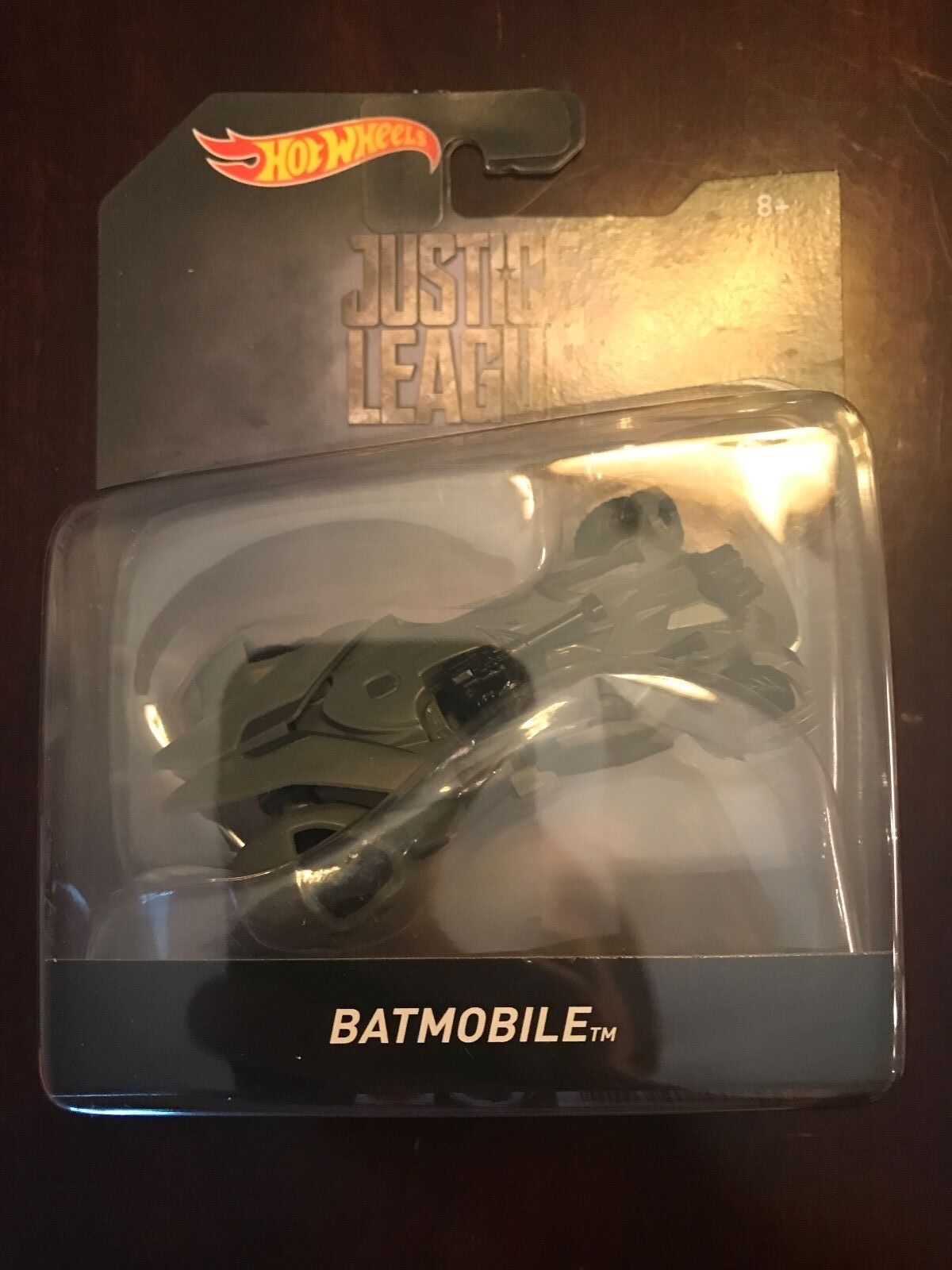 Hotwheels Batman Justice League Batmobile and The Penguin Duck 2017