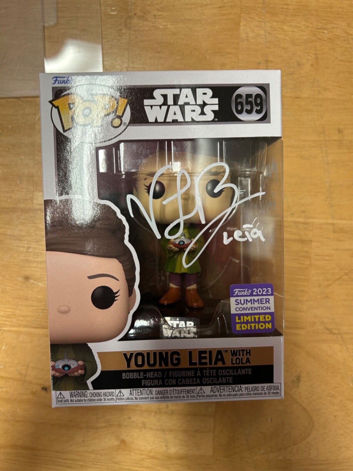 Vivien Lyra Blair Autographed Young Leia with Lola Funko Pop #512 JSA COA SDCC B