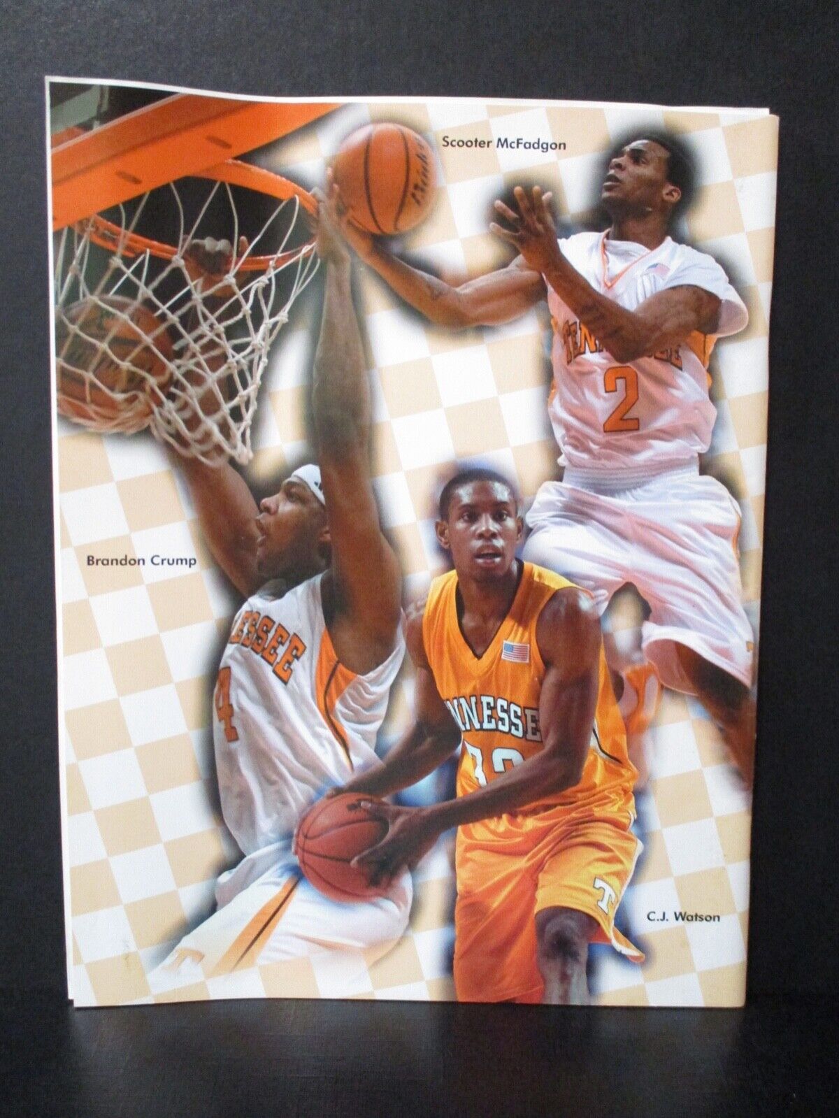 Tennessee Volunteers NCAA Basketball 2004 - 2005 Season Preview VG-EX Condition