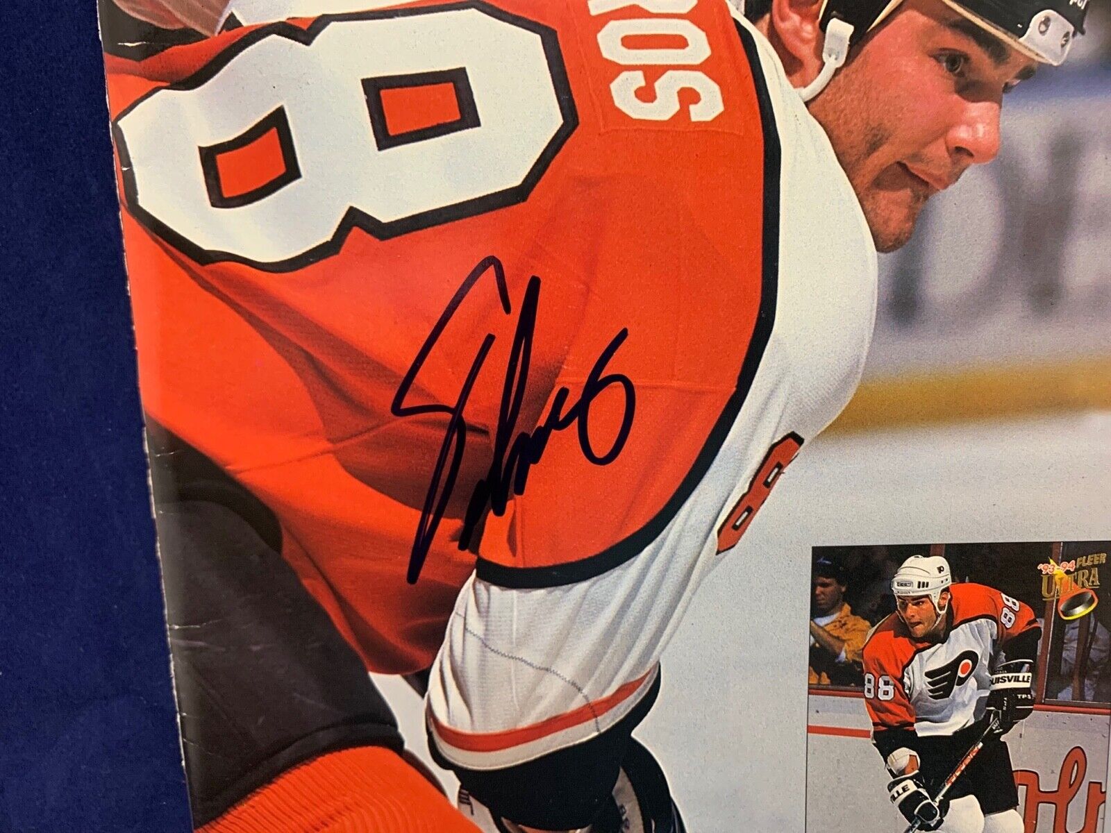 Eric Lindros Flyers Autographed Beckett Official Magazine JSA COA #HH75179