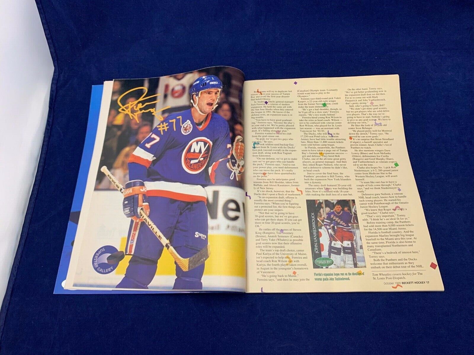 Eric Lindros Flyers Autographed Beckett Official Magazine JSA COA #HH75179