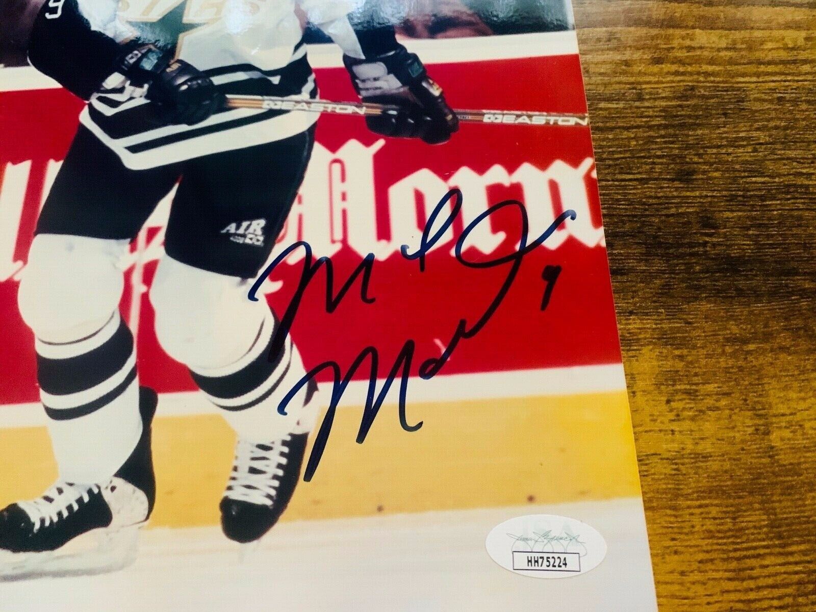 Mike Modano Dallas Stars Autographed 8x10 NHL Sports Photo JSA COA #HH75224