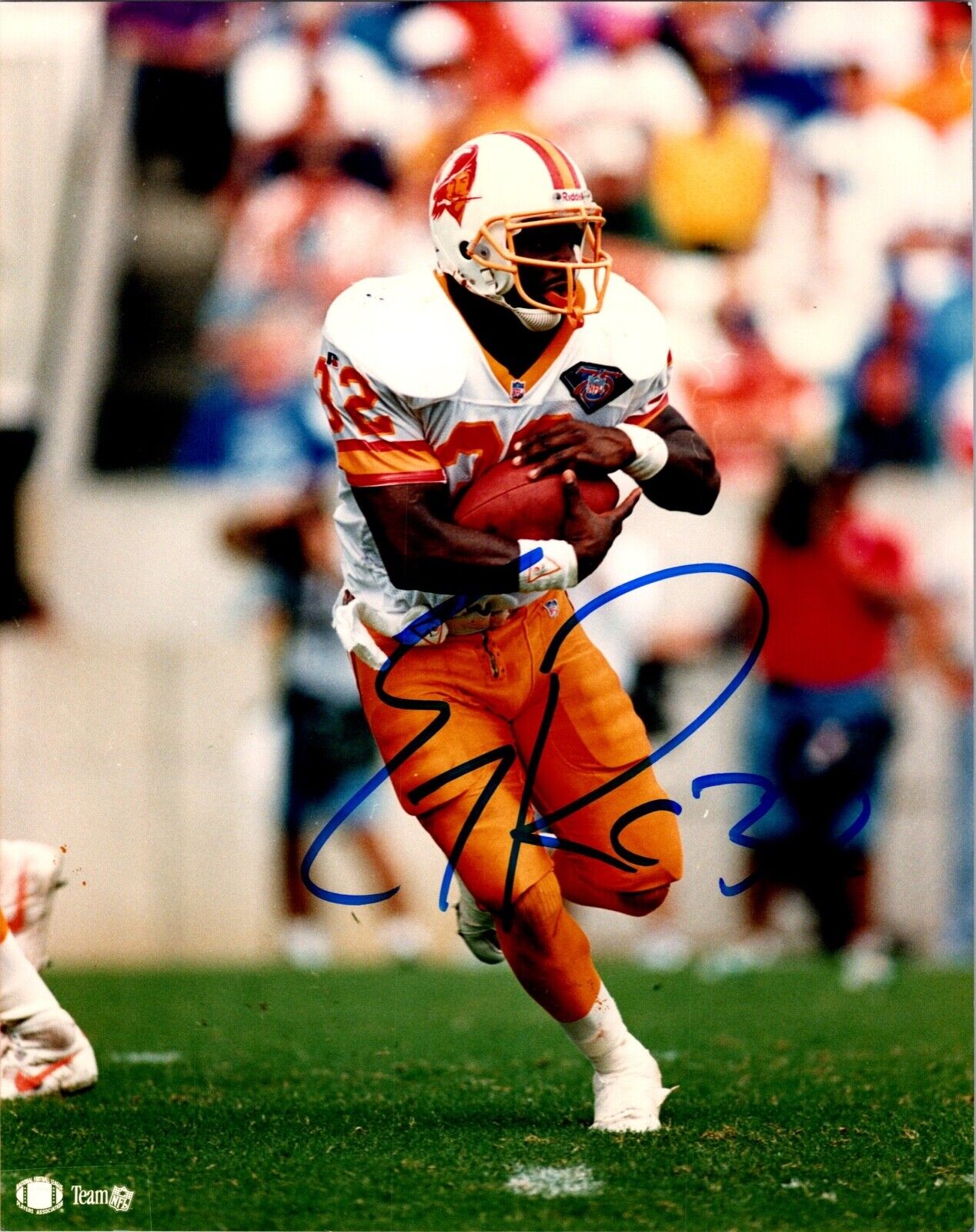 Errict Rhett #32 Buccaneers autographed 8x10 color photo (D2) blue sharpie