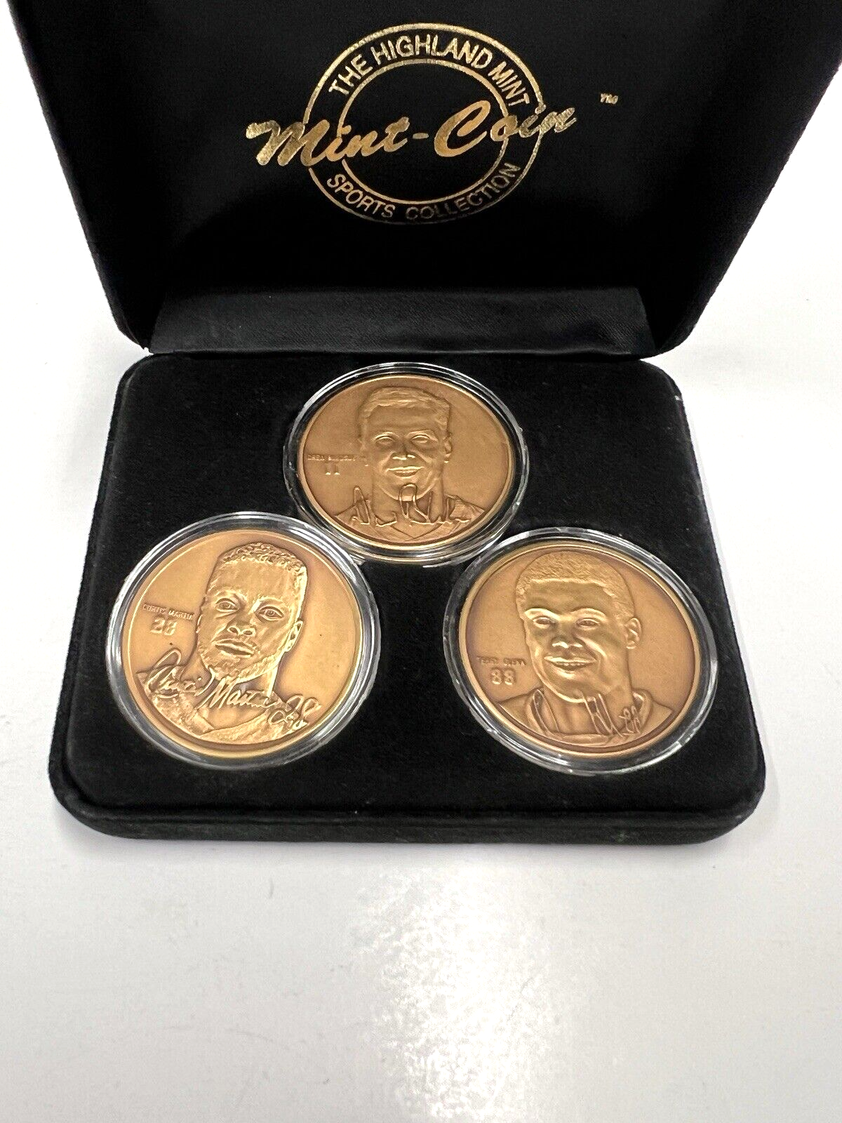 NFL New England Patriots The Highland Mint Bronze 3-Coin Sports Collection Set