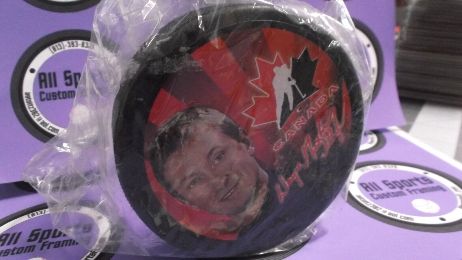 Wayne Gretzky Canada Team Hockey Puck McDonalds