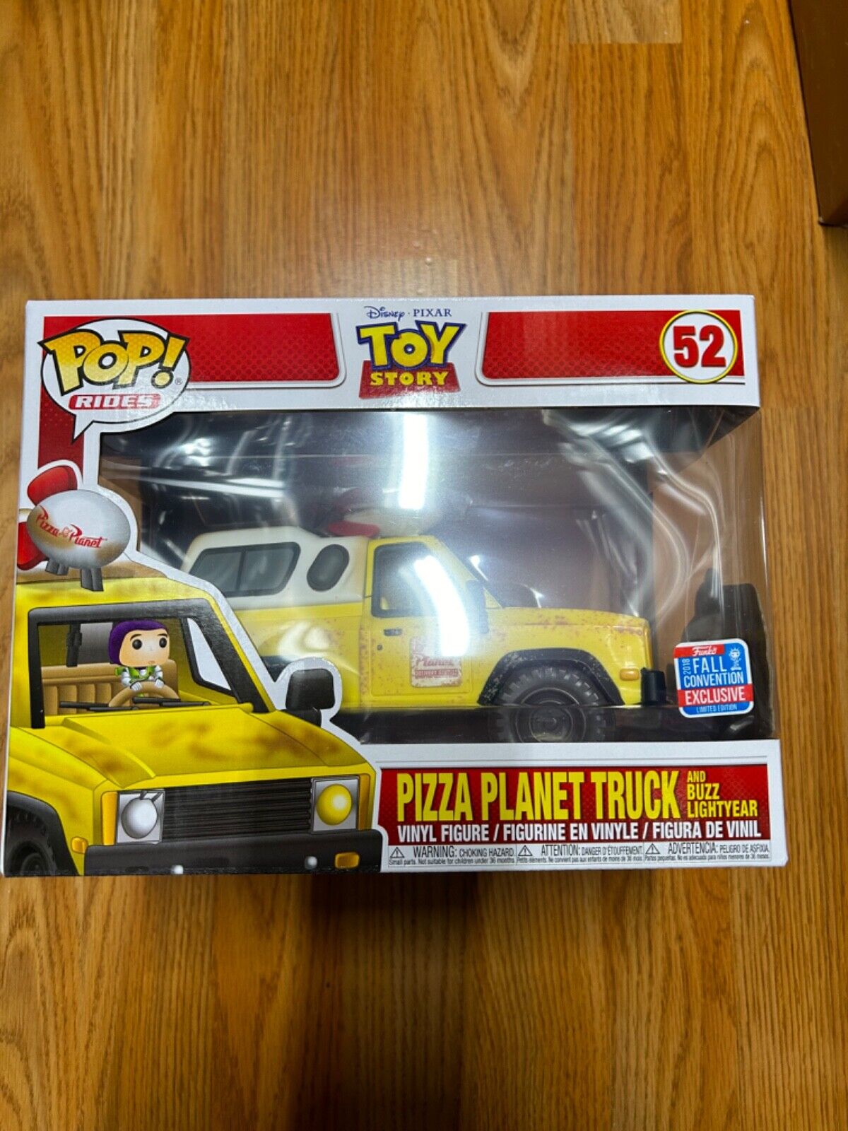 Funko Pop top Toy Story Pizza Planet Truck and Buzz Lightyear 2018 Fall Convention