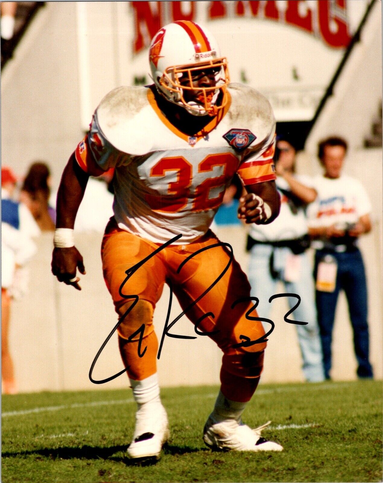 Errict Rhett #32 Buccaneers autographed 8x10 color photo (F) black sharpie