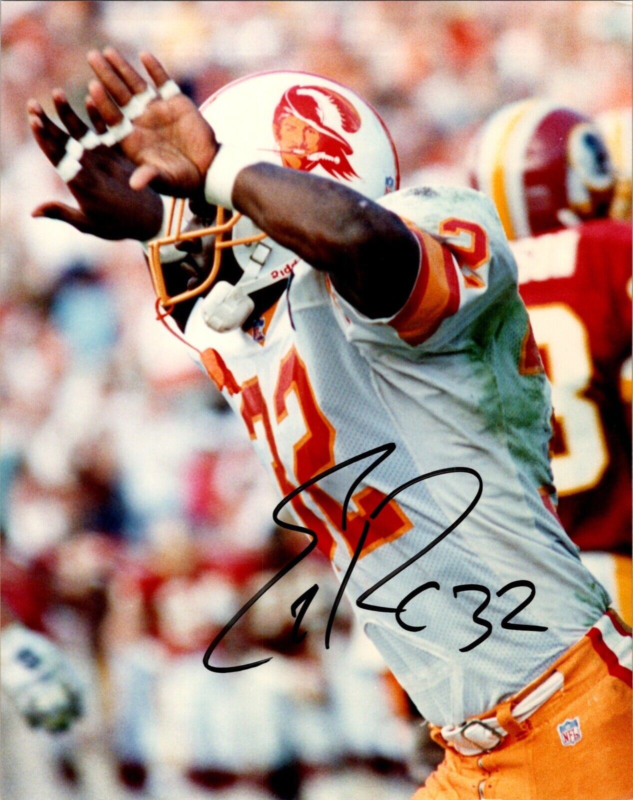 Errict Rhett #32 Buccaneers autographed 8x10 color photo (M) black sharpie