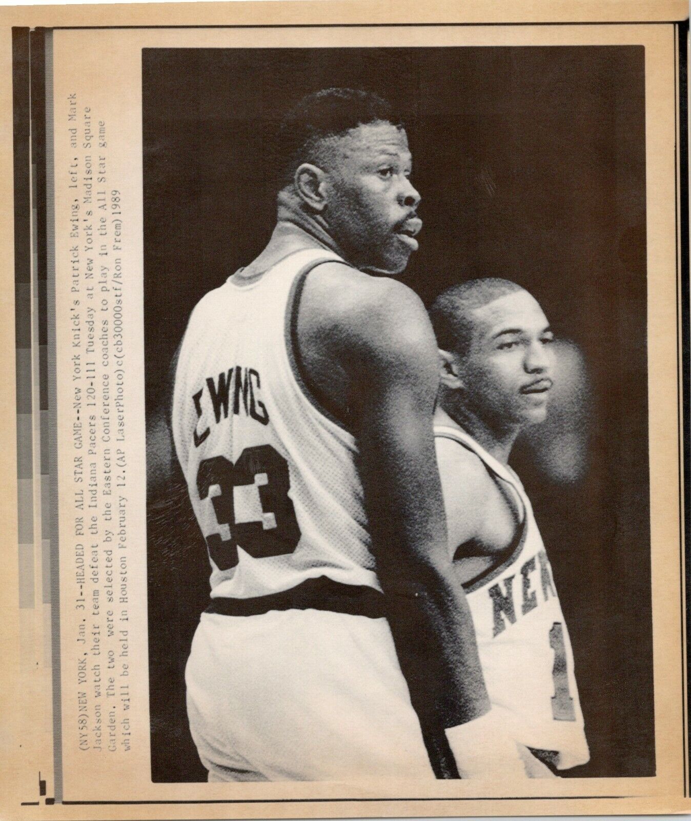 Patrick Ewing New York Knicks 7x8.5 AP Photo Leaf Desk  Press Photo