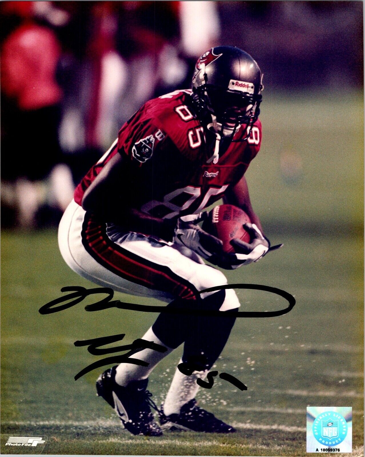 Reidel Anthony Tampa Bay Buccaneers Gators autographed 8x10 photo (B)