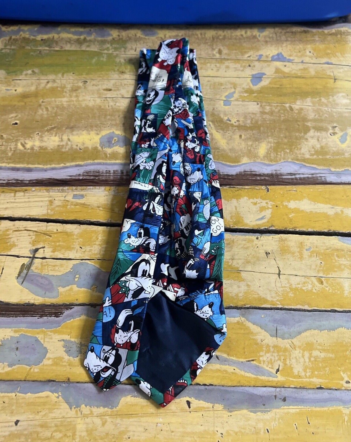 Walt Disney Disney Unlimited Goofy Men's Tie silk