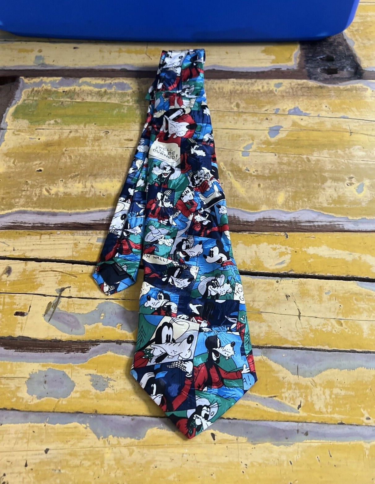 Walt Disney Disney Unlimited Goofy Men's Tie silk