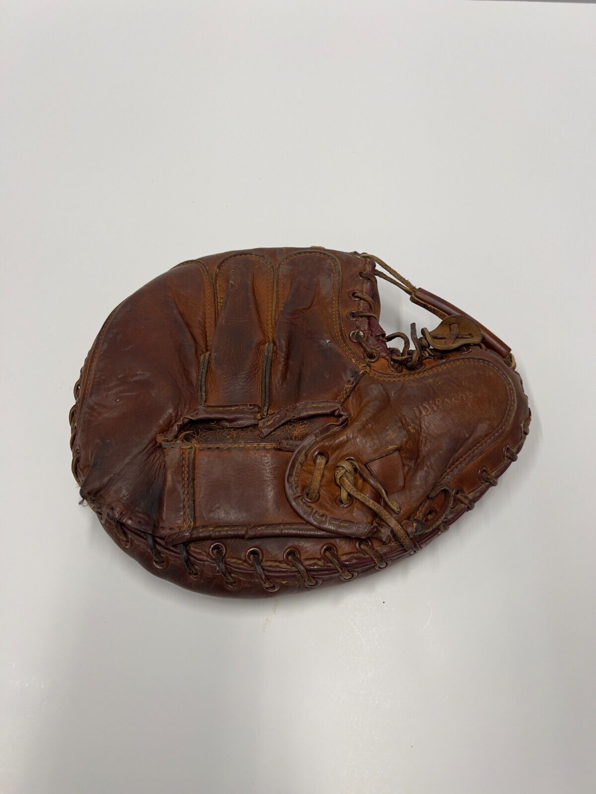 Vintage Wilson catchers mitt A2562 Rube walker Model used