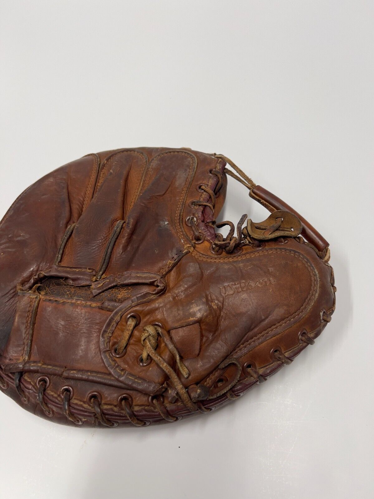 Vintage Wilson catchers mitt A2562 Rube walker Model used