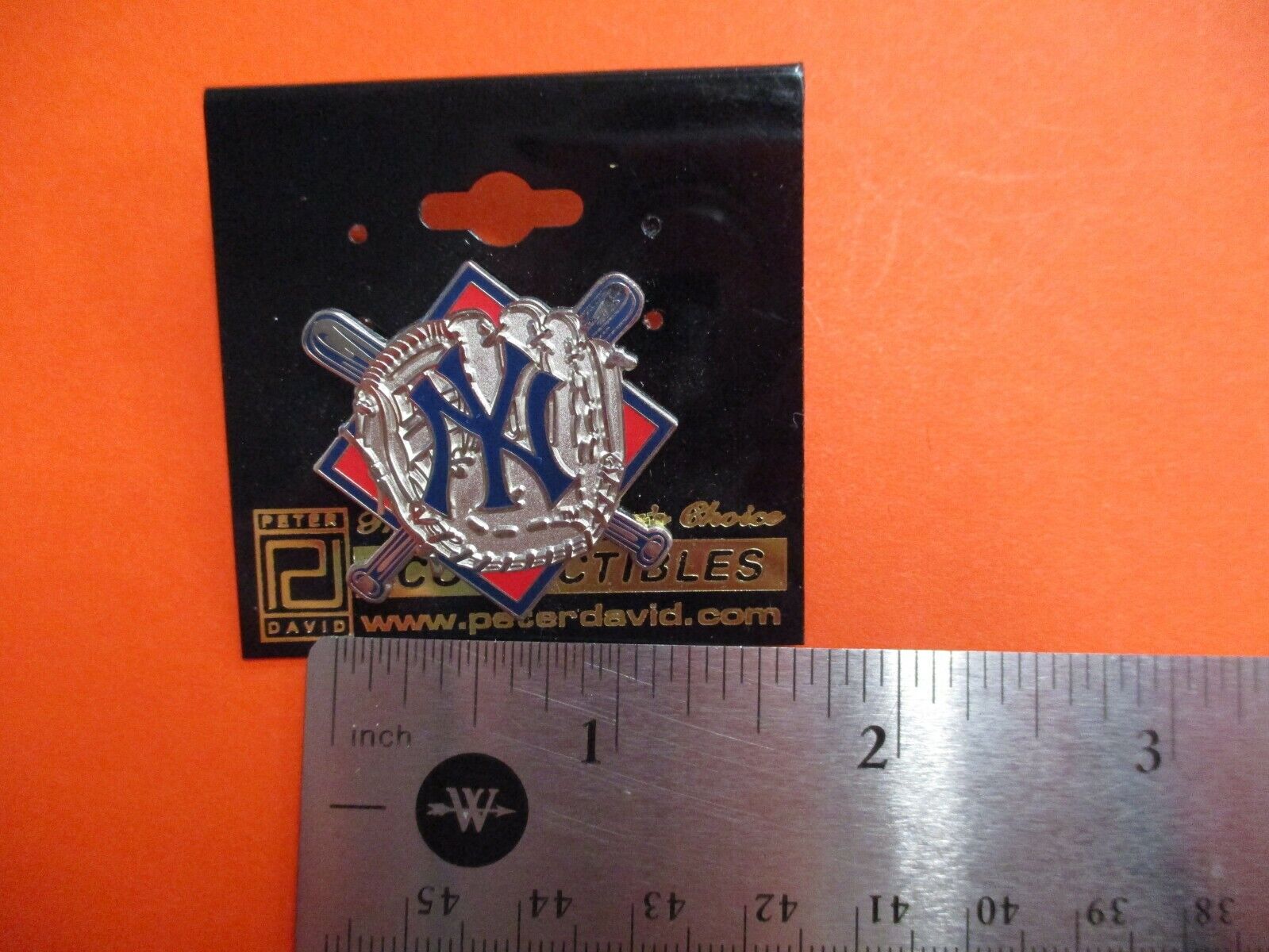 New York Yankees Crossed Bats Logo Label Pin Peter David