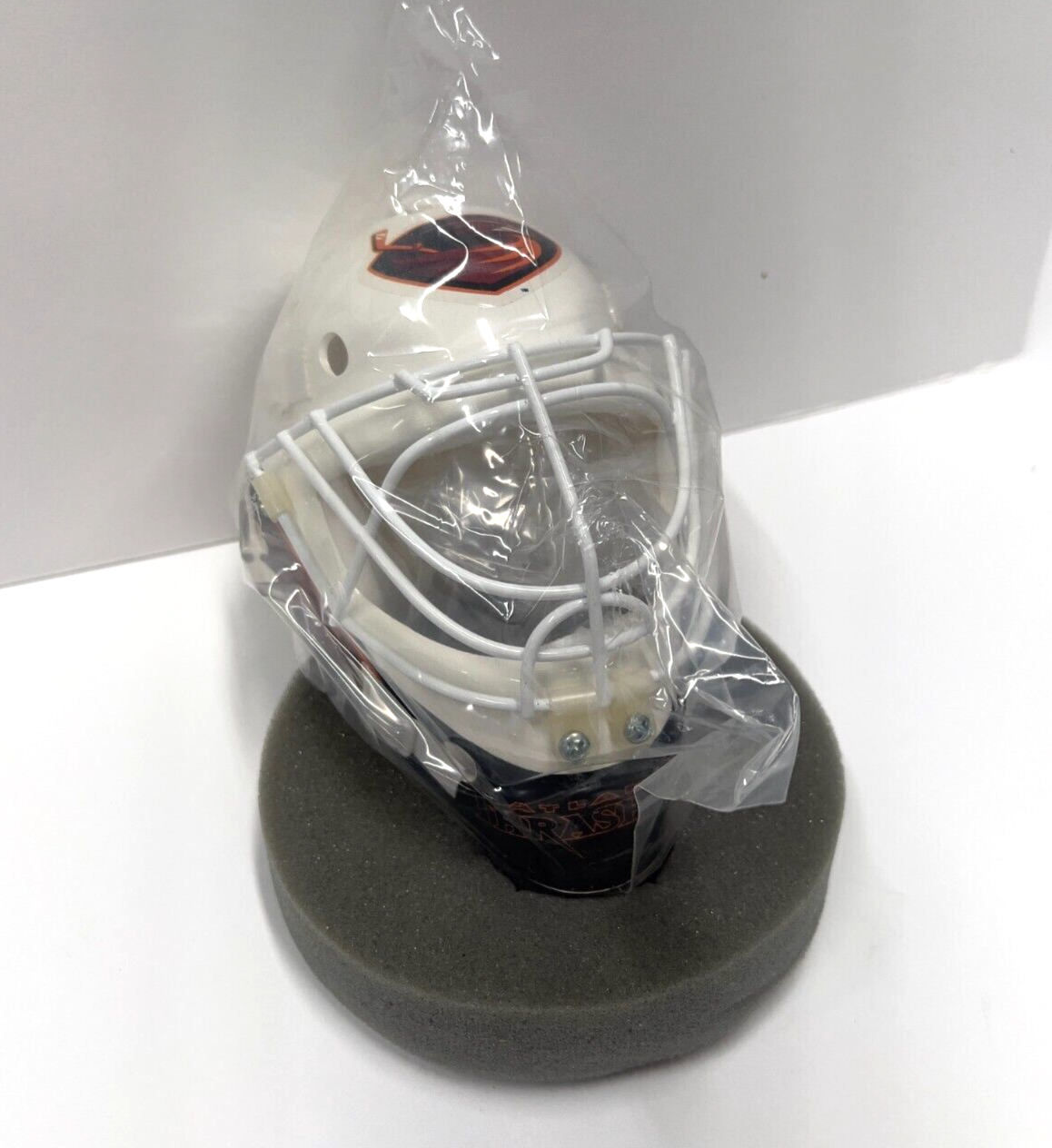 Rare White Atlanta Thrashers Mini Goalie Mask New In Box PC1 Made in Canada