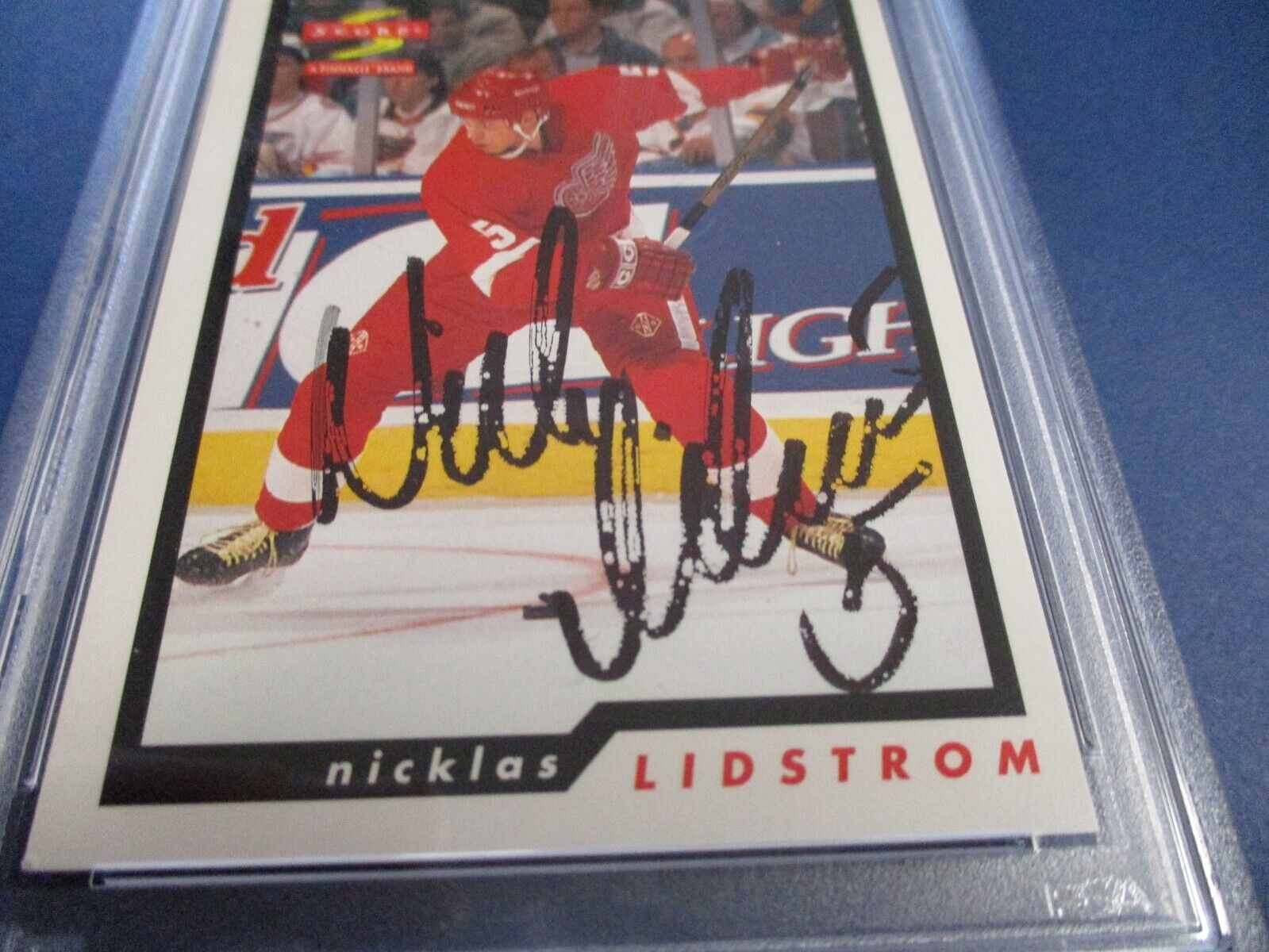 Nicklas Lidstrom Autographed Signed 1996-97 Score Card #176 PSA Slab Auth.