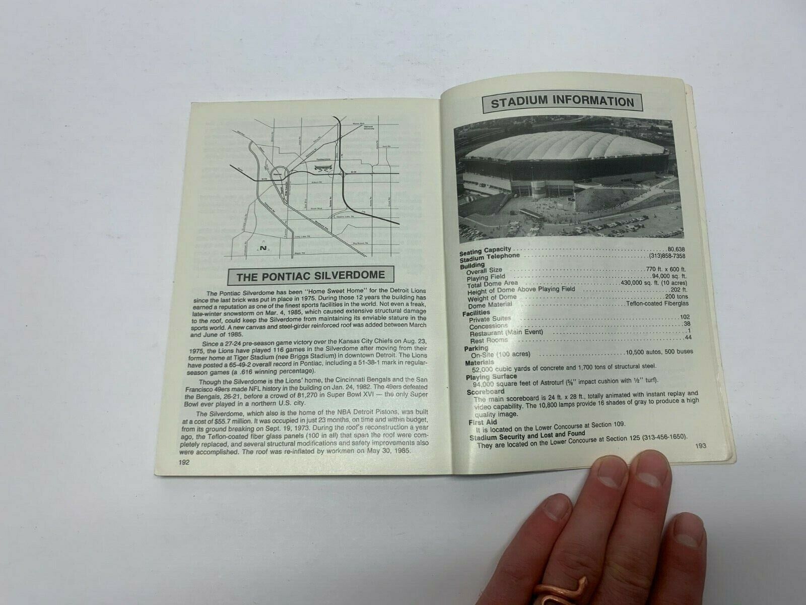 1987 Detroit Lions Media Guide small Booklet in excellent condition