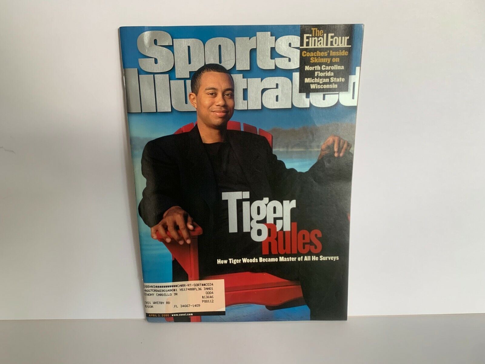 Sports Illustrated Magazine April 3 2000 featuring Tiger Woods Cover