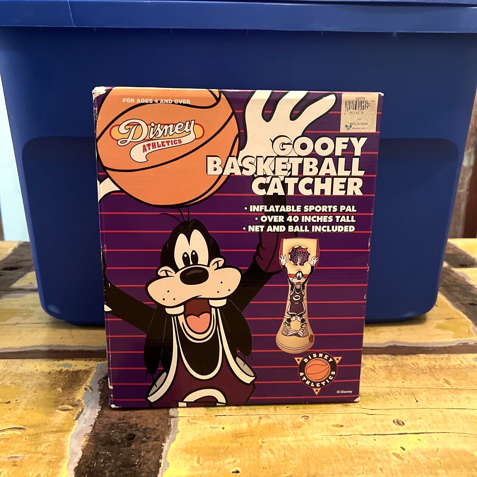 Walt Disney Athletics Goofy Basketball Catcher 40 Inches Inflatable  basketball