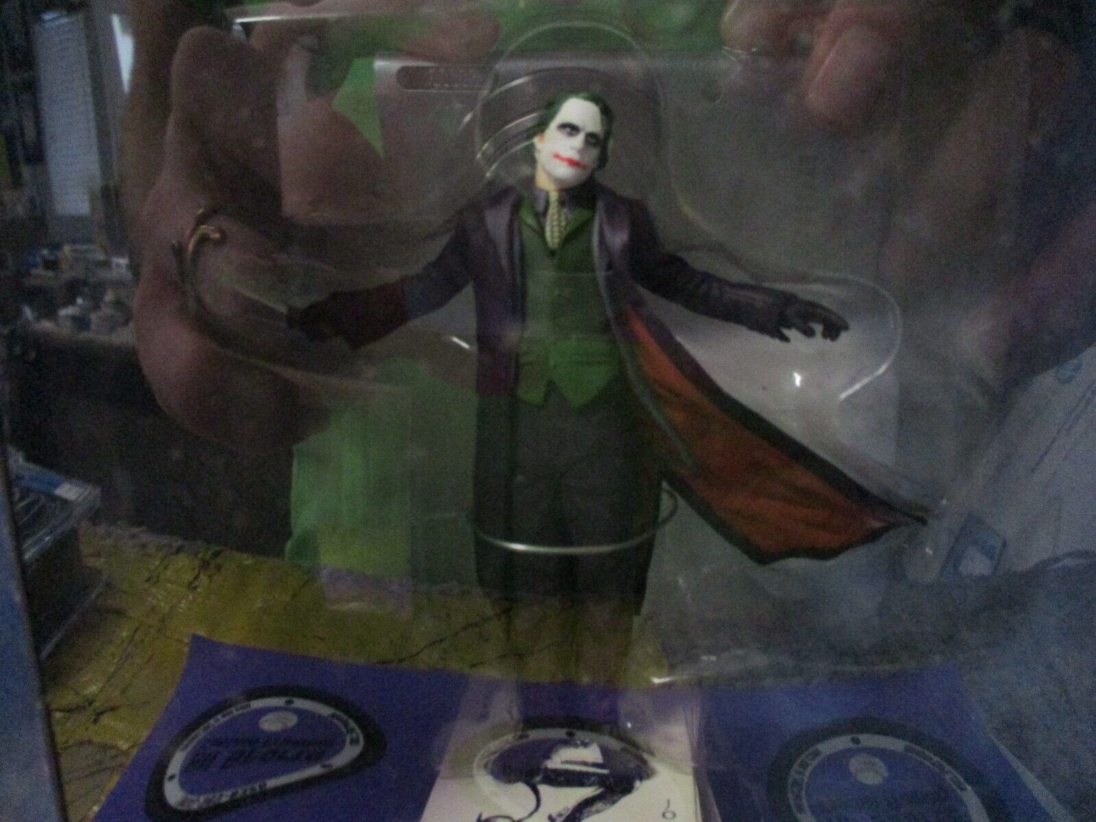 The Joker The Dark Knight Exclusive Limited Edition Collector Statue DC Direct