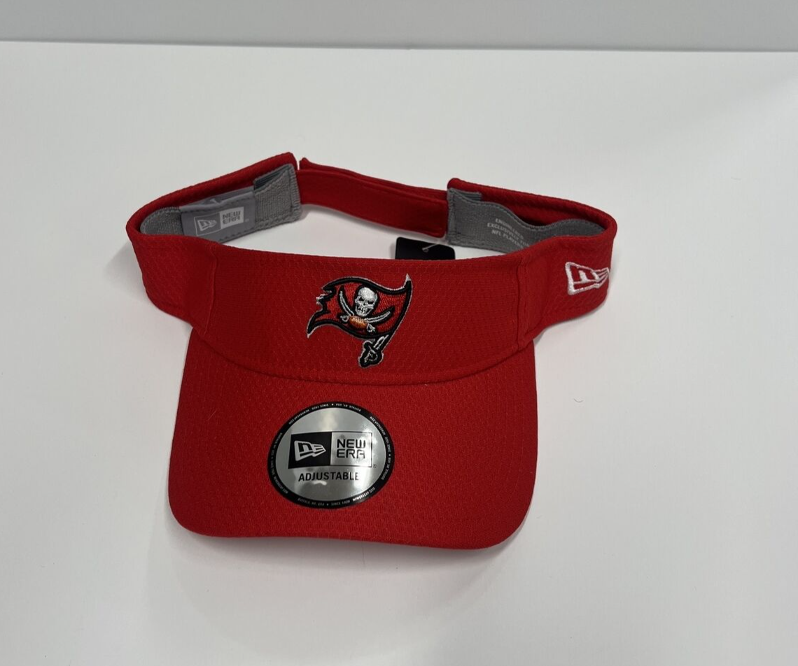 Tampa Bay Buccaneers Red Visor Hat New W/ Hologram Sticker NEW ERA Brand  NWT