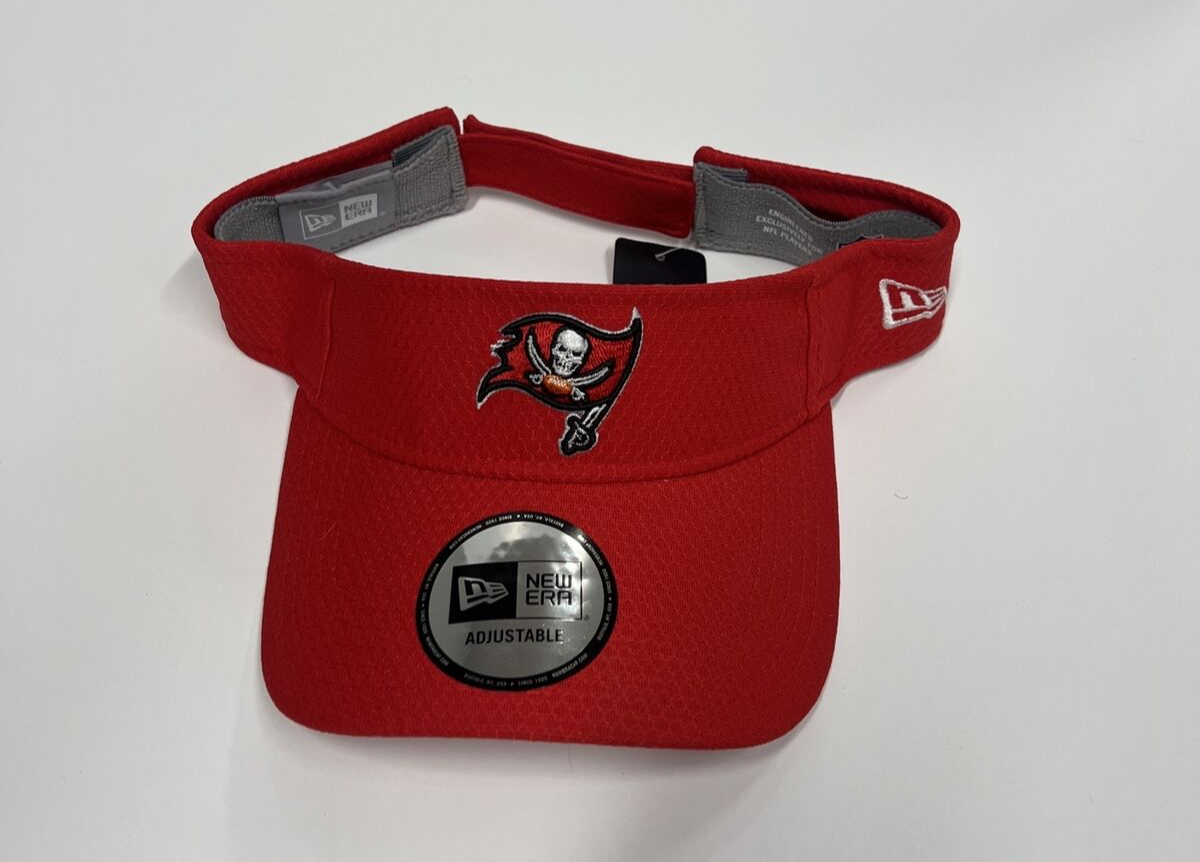 Tampa Bay Buccaneers Red Visor Hat New W/ Hologram Sticker NEW ERA Brand  NWT