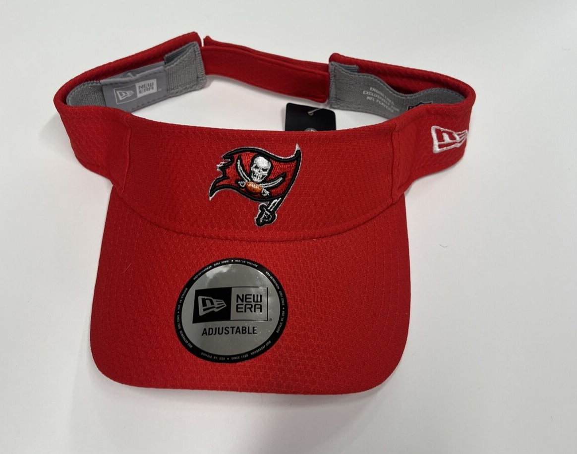 Tampa Bay Buccaneers Red Visor Hat New W/ Hologram Sticker NEW ERA Brand  NWT