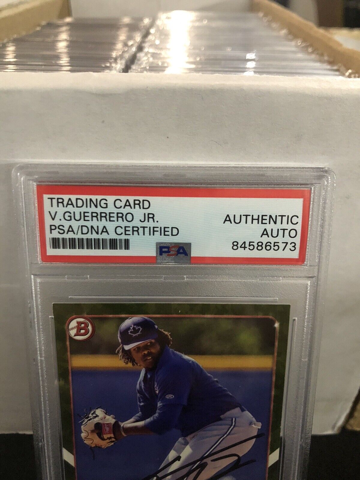 Vladimir Guerrero Jr. Autographed 2018 Bowman green rookie Card PSA Slabbed