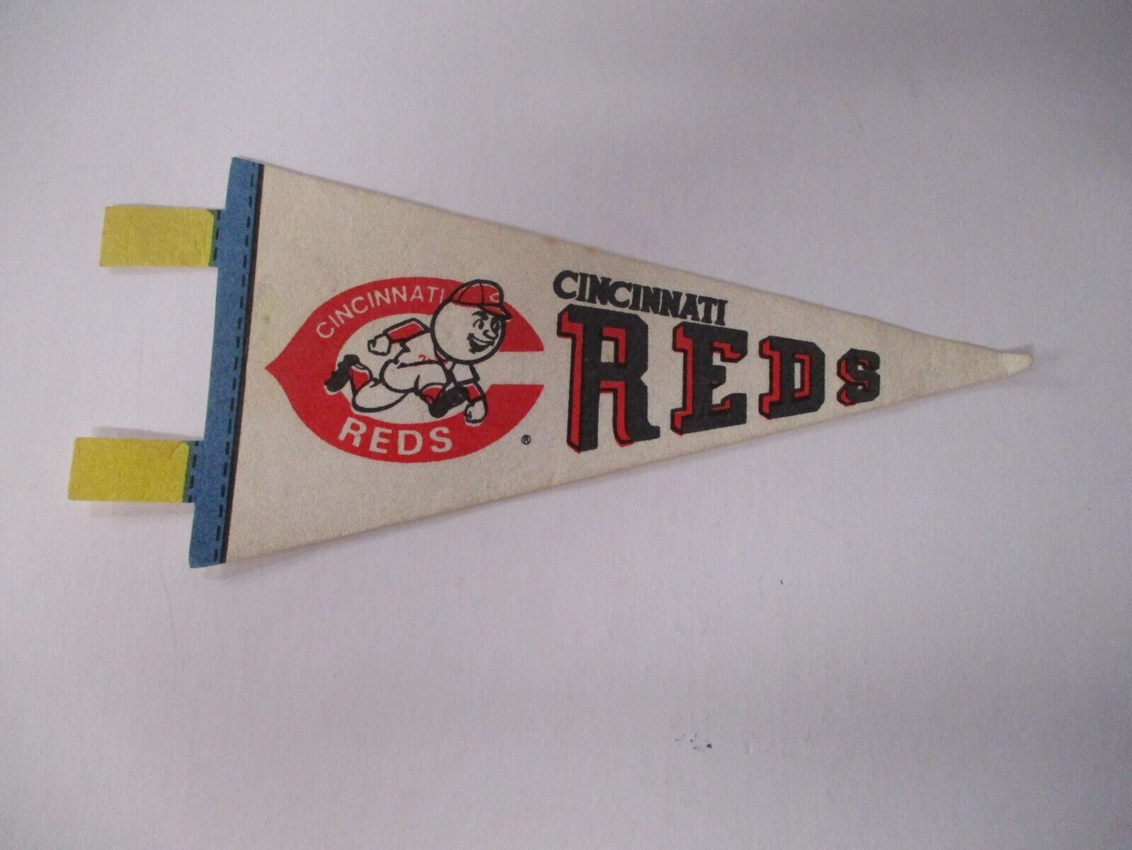 Vintage Cincinnati Reds 8 Inch Mini Pennant Flag MLB Baseball Ex Condition