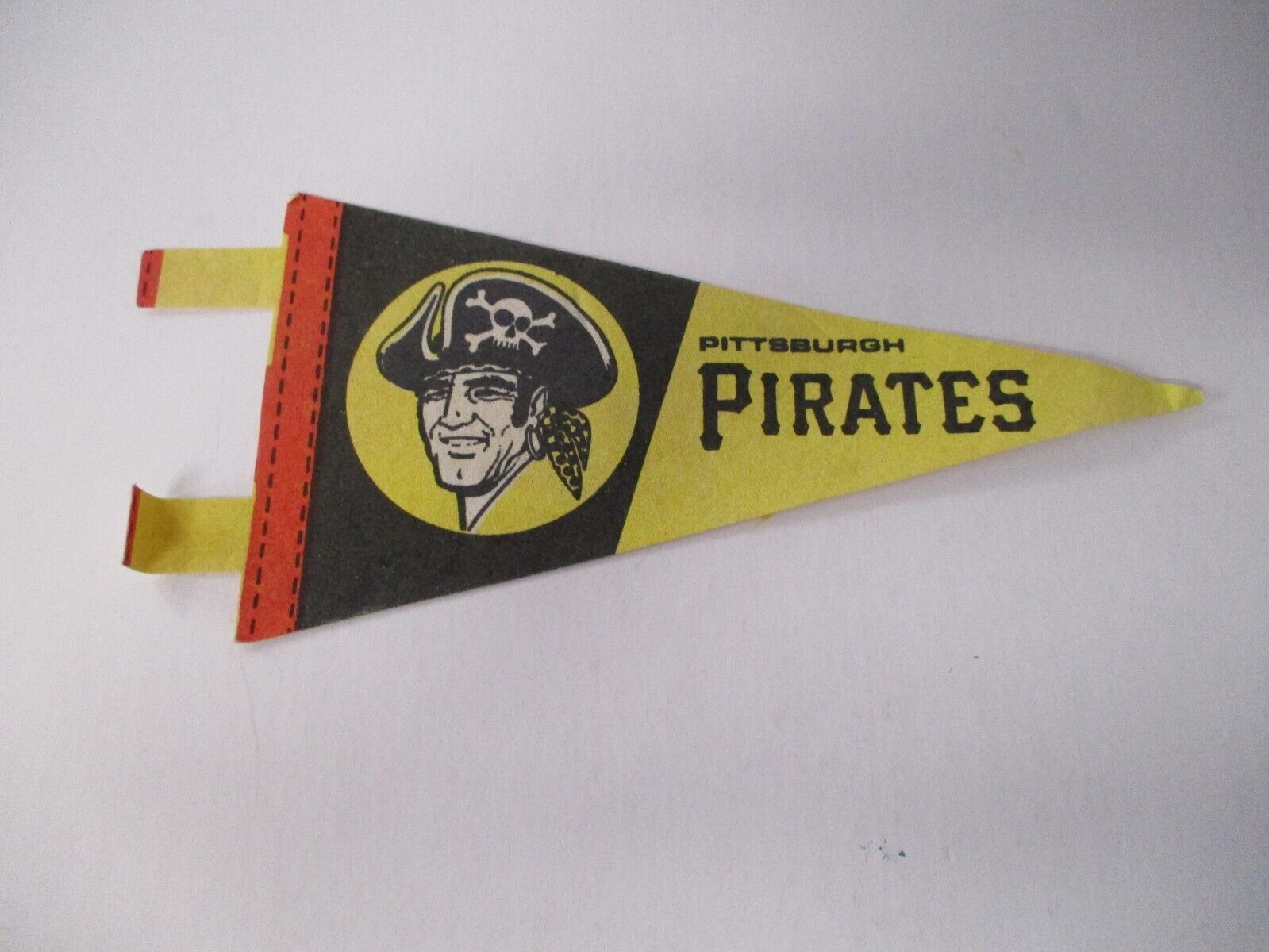 Vintage Pittsburgh Pirates 8 Inch Mini Pennant Flag MLB Baseball Ex Condition