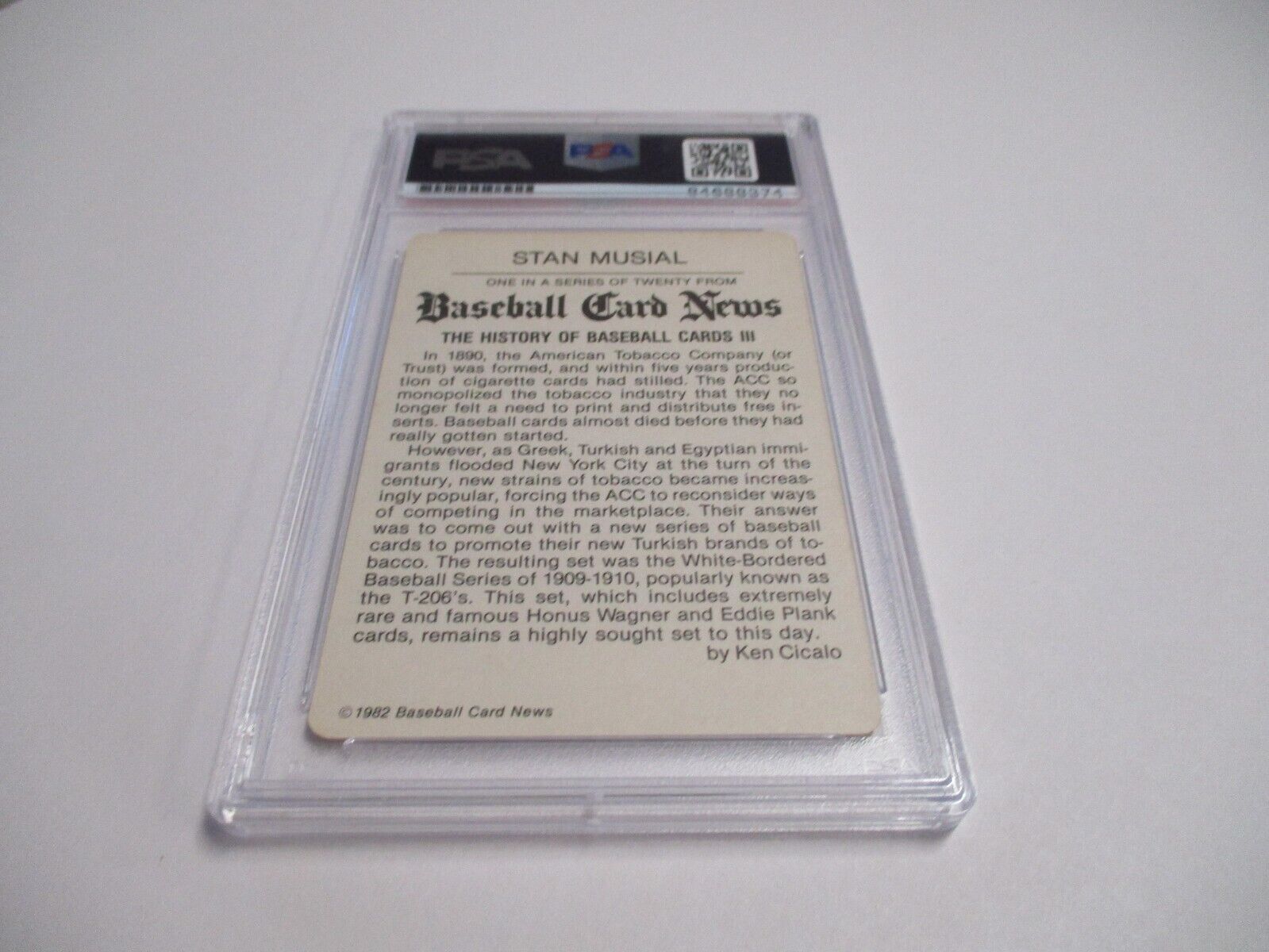 Stan Musial Cardinals MLB Autographed 1982 Baseball Card News Card PSA Slab