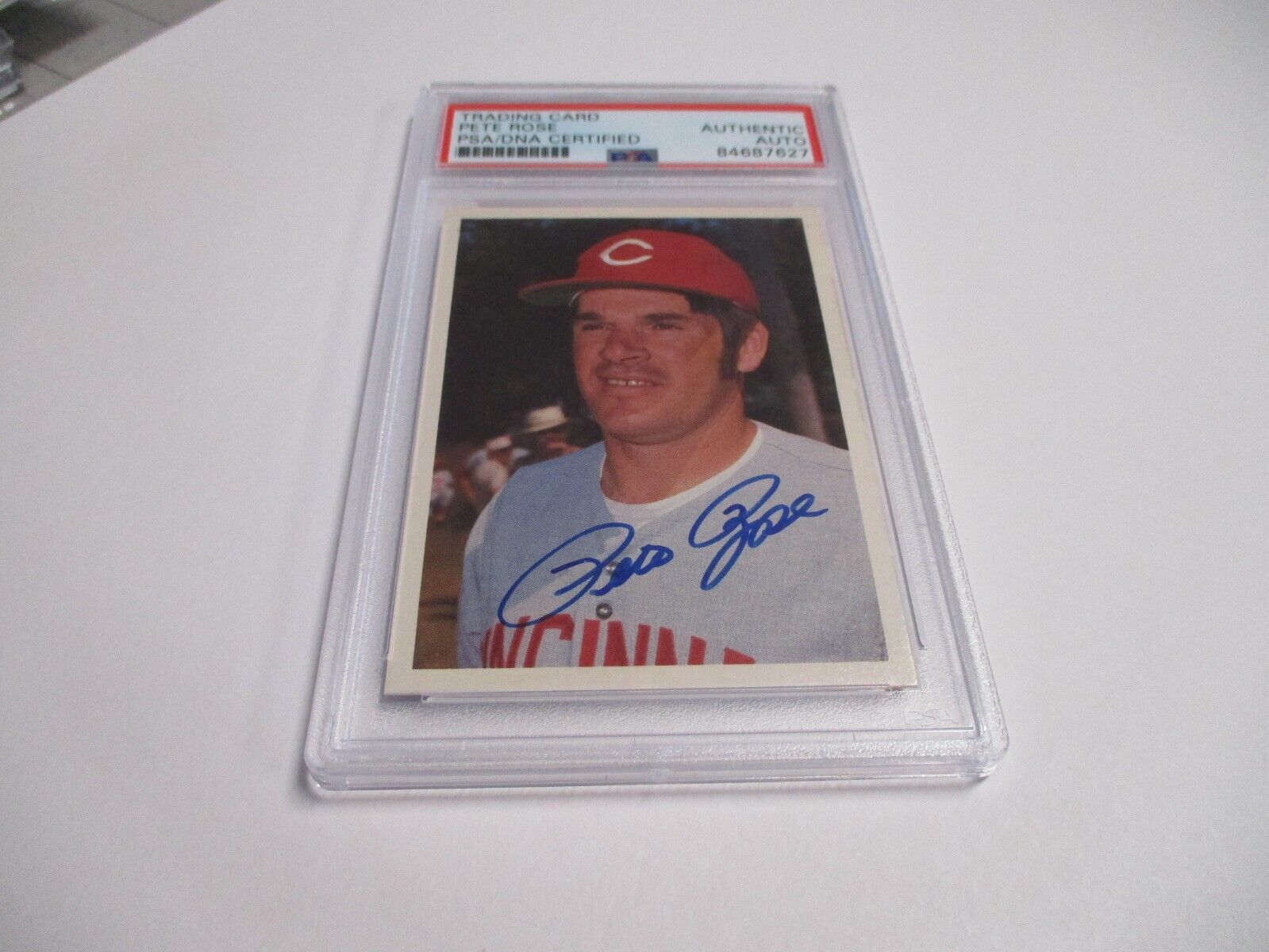 Pete Rose Cincinnati Reds Autographed 1986 Puzzle Back Baseball Card PSA Slab 5