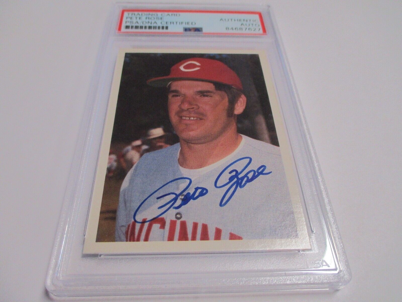 Pete Rose Cincinnati Reds Autographed 1986 Puzzle Back Baseball Card PSA Slab 5