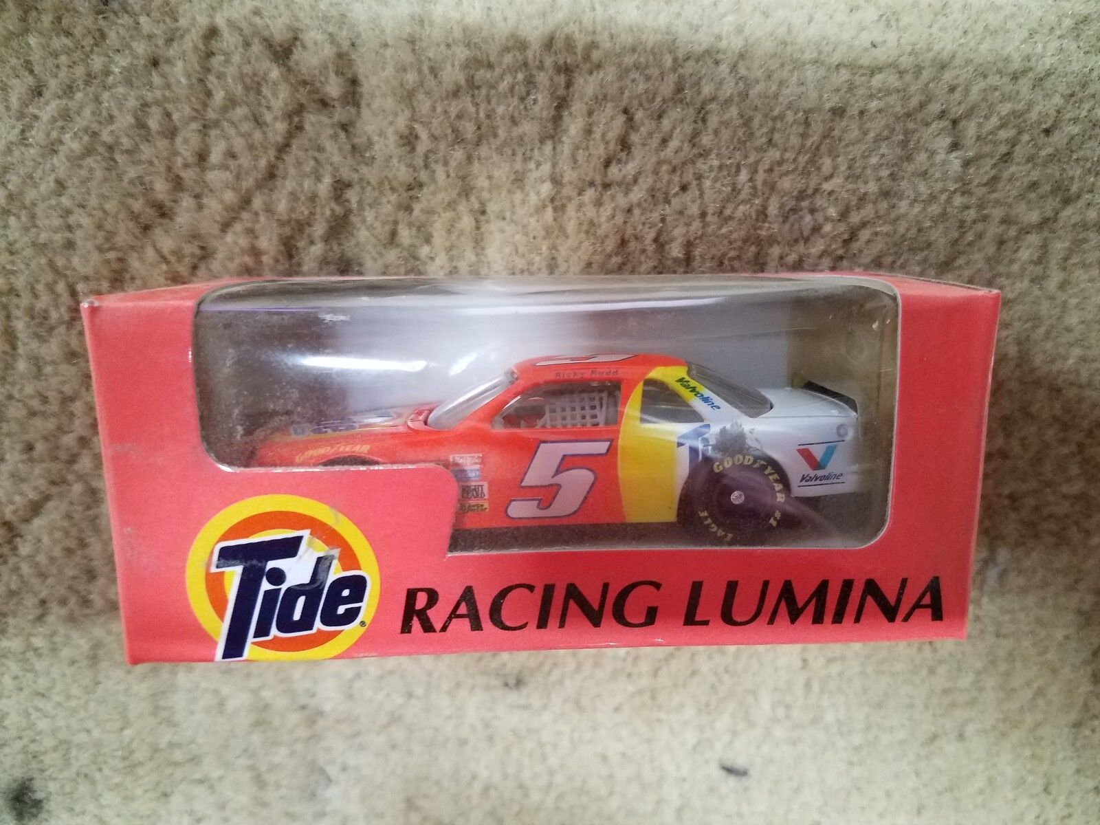 RICKY RUDD DIECAST CAR #5 TIDE LUMINA REVELL NIB