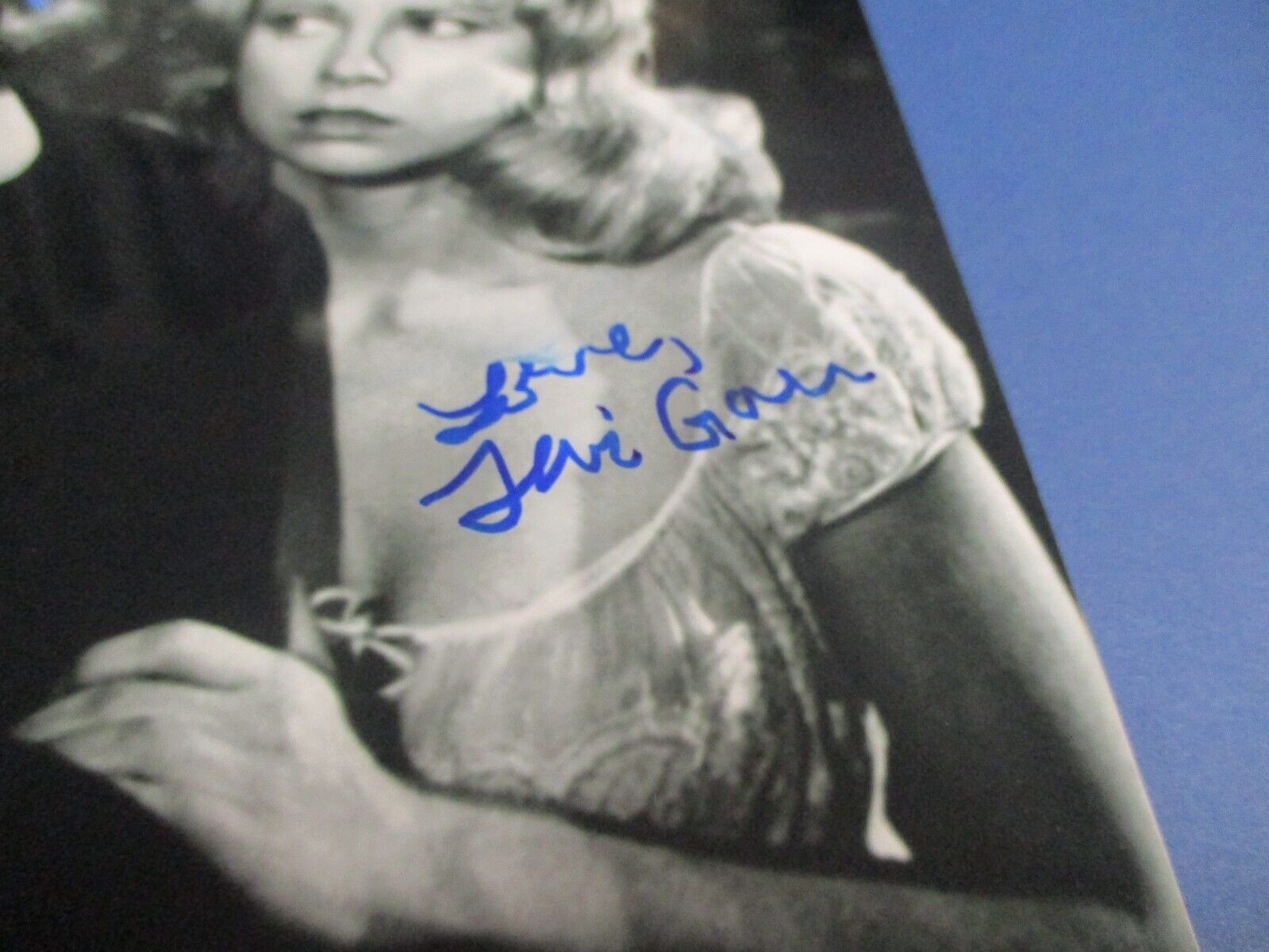 Teri Garr "Young Frankenstein" Autographed Signed 8x10 Photo JSA COA #M57468