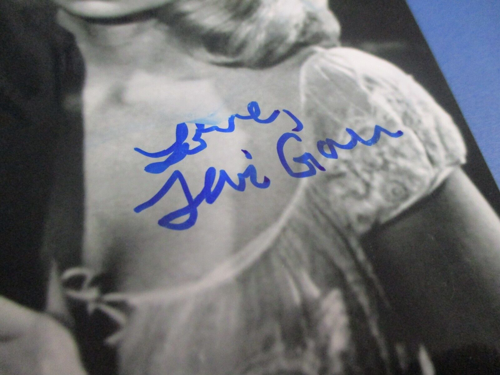 Teri Garr "Young Frankenstein" Autographed Signed 8x10 Photo JSA COA #M57468