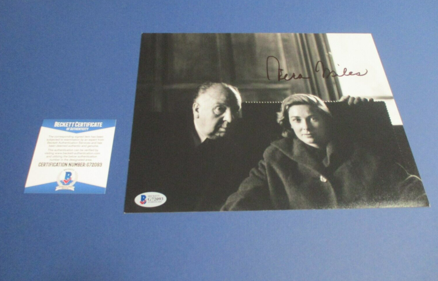 Vera Miles "Pyscho" Autographed Signed 8x10 Photo Beckett #G72093