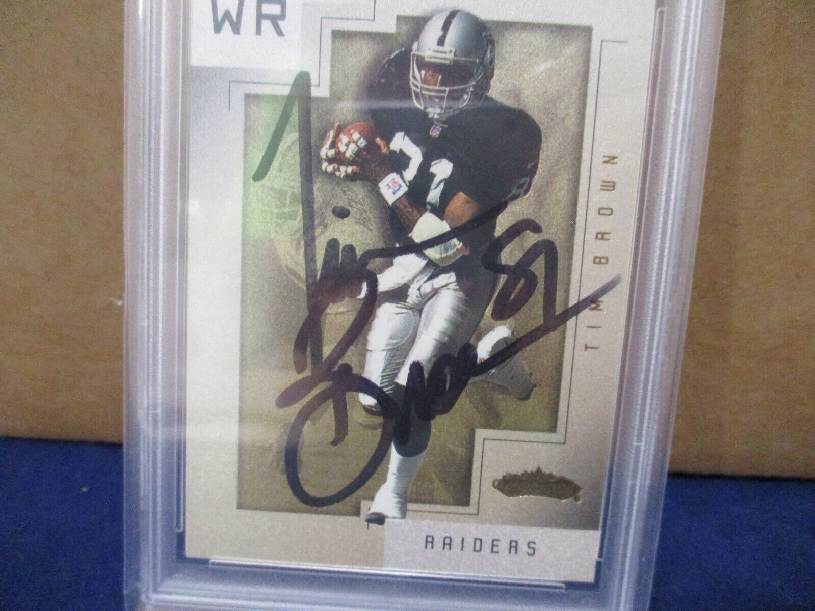 Tim Brown Raiders Autographed Signed 2001 Fleer Showcase Card PSA Slab #84905128