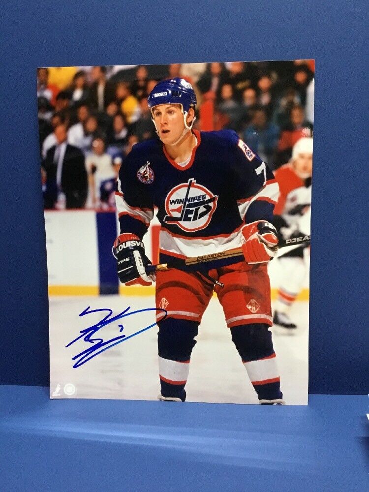 Keith Tkachuk  Winnipeg Jets Autographed 8x10 Photo B