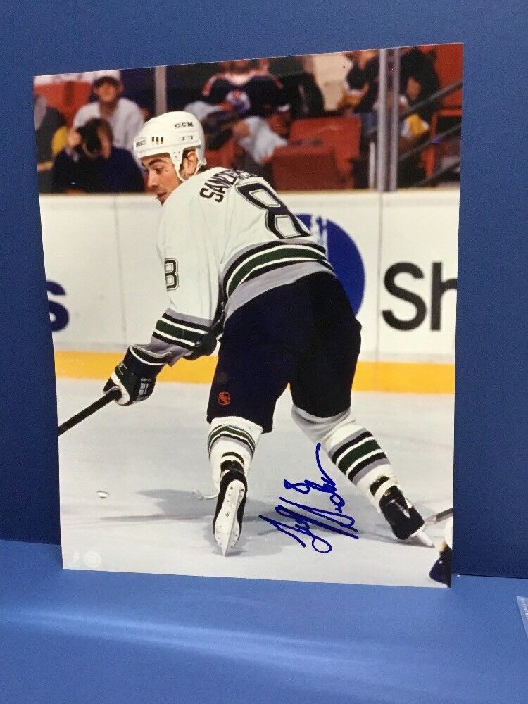 Geoff Sanderson Hartford Whalers Autographed 8x10 Photo B