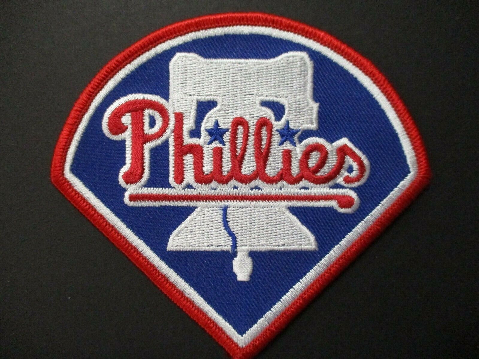 Philadelphia Phillies Logo Patch MLB Baseball Size 3.75 x 4.25 Inches