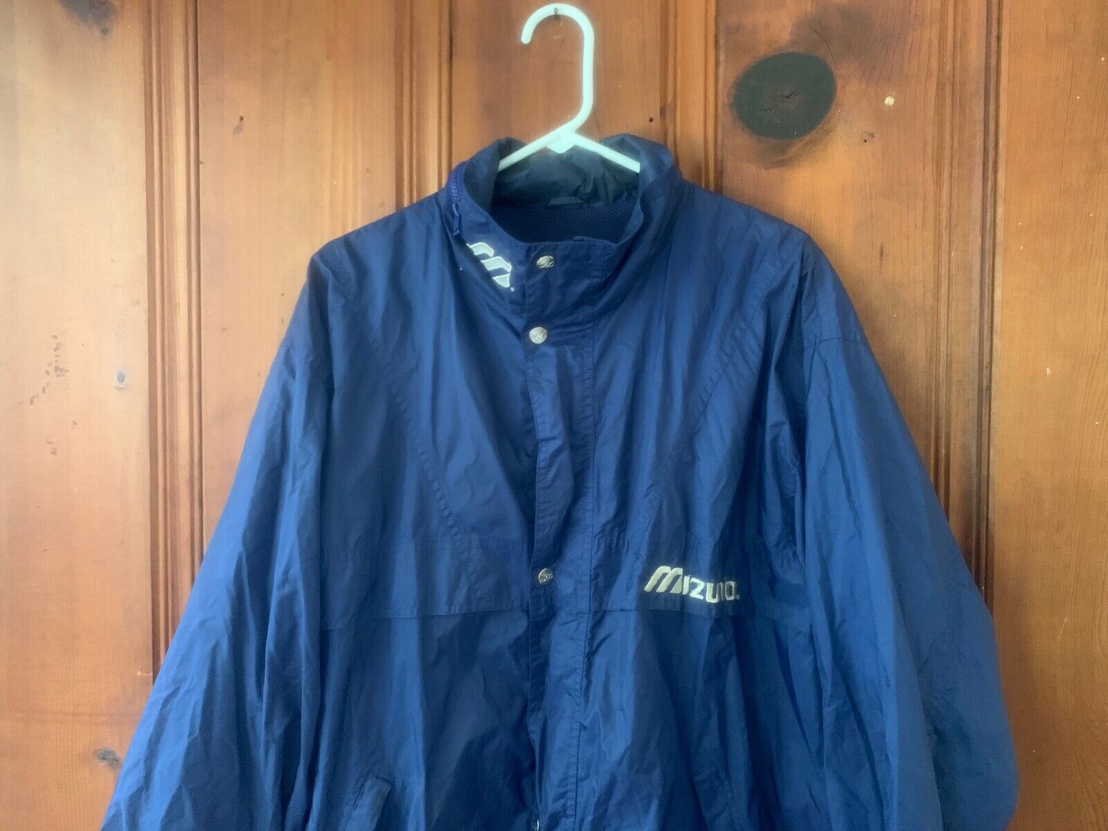 Mizuno Medium Size Dark Blue Windbreaker USED Size MEDIUM OLDER STYLE