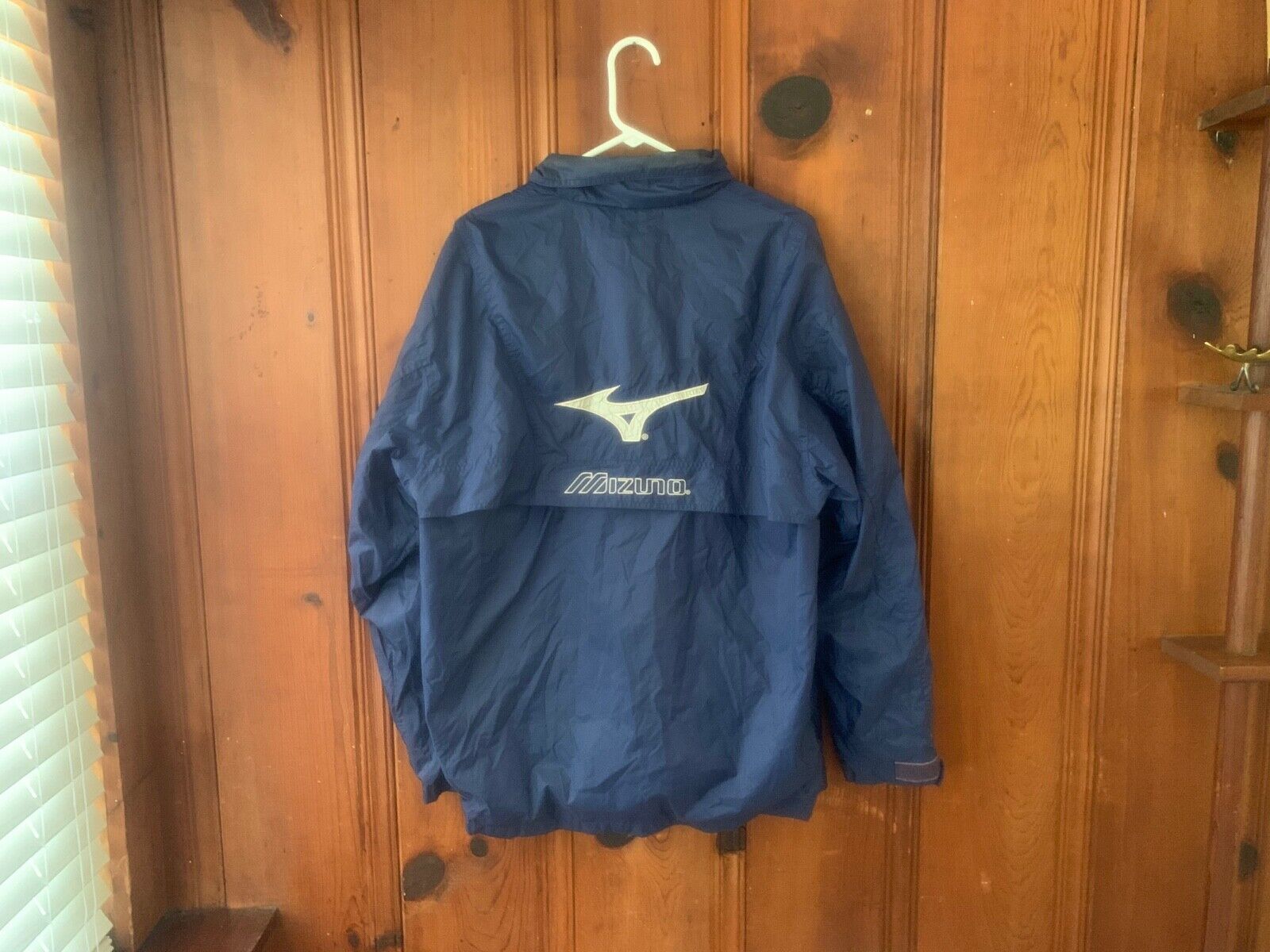 Mizuno Medium Size Dark Blue Windbreaker USED Size MEDIUM OLDER STYLE