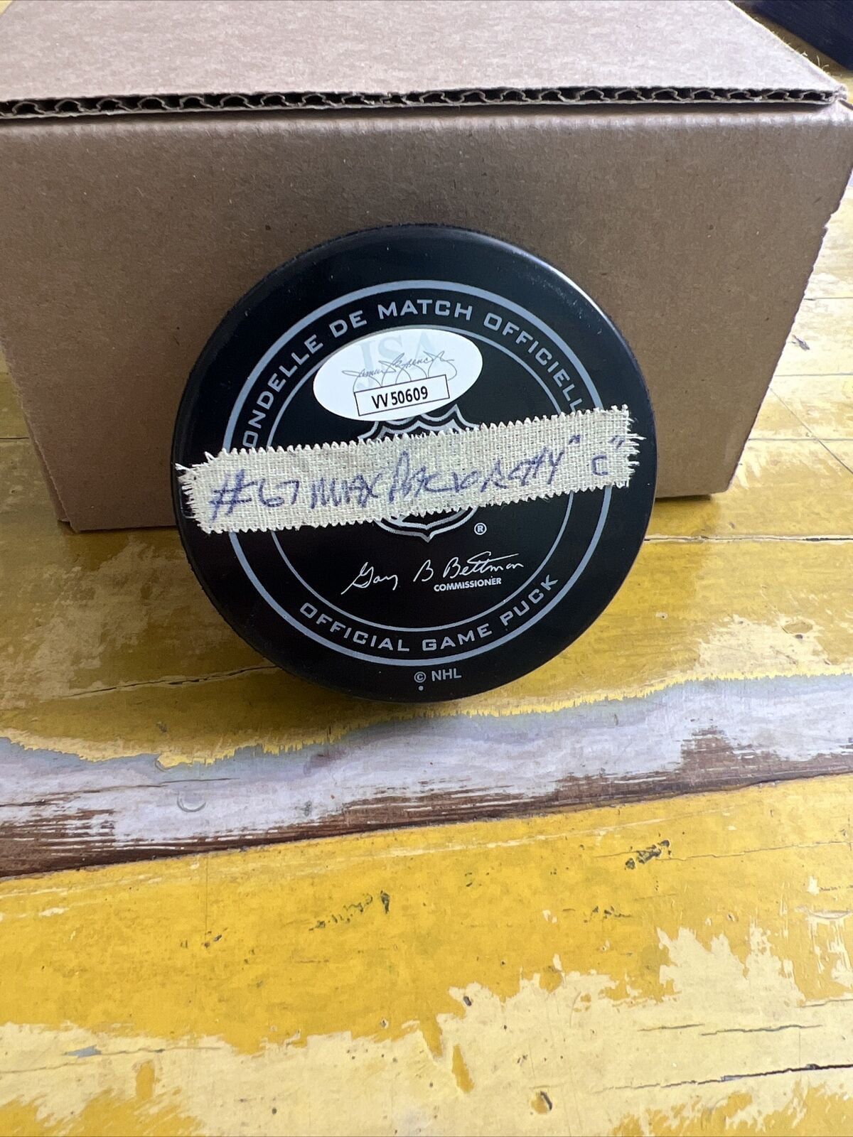 NHL Max Pacioretty Autographed Signed Canadiens Official Game Puck JSA COA