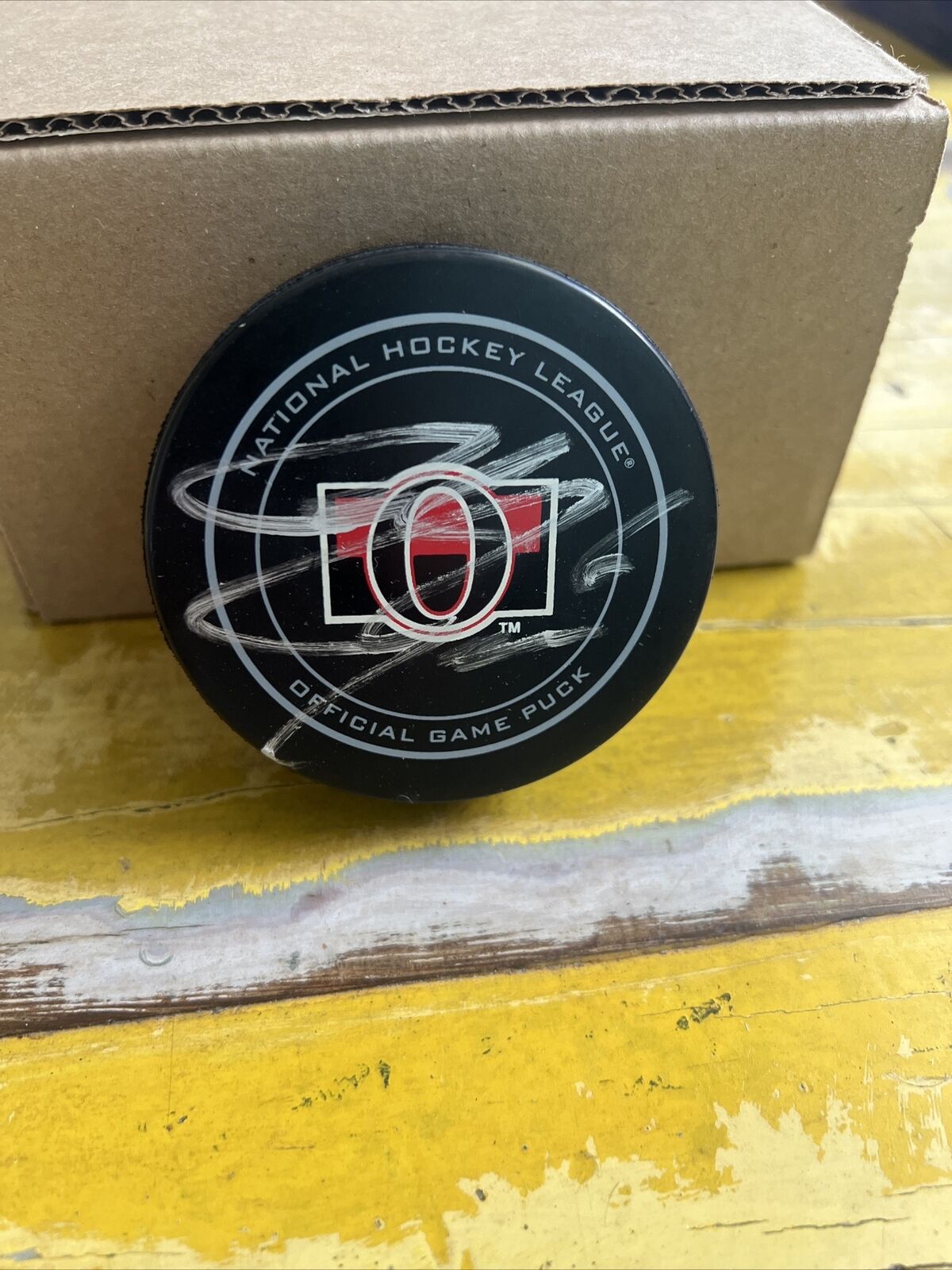 NHL Bobby Ryan Autographed Signed Senators Official Game Puck JSA COA