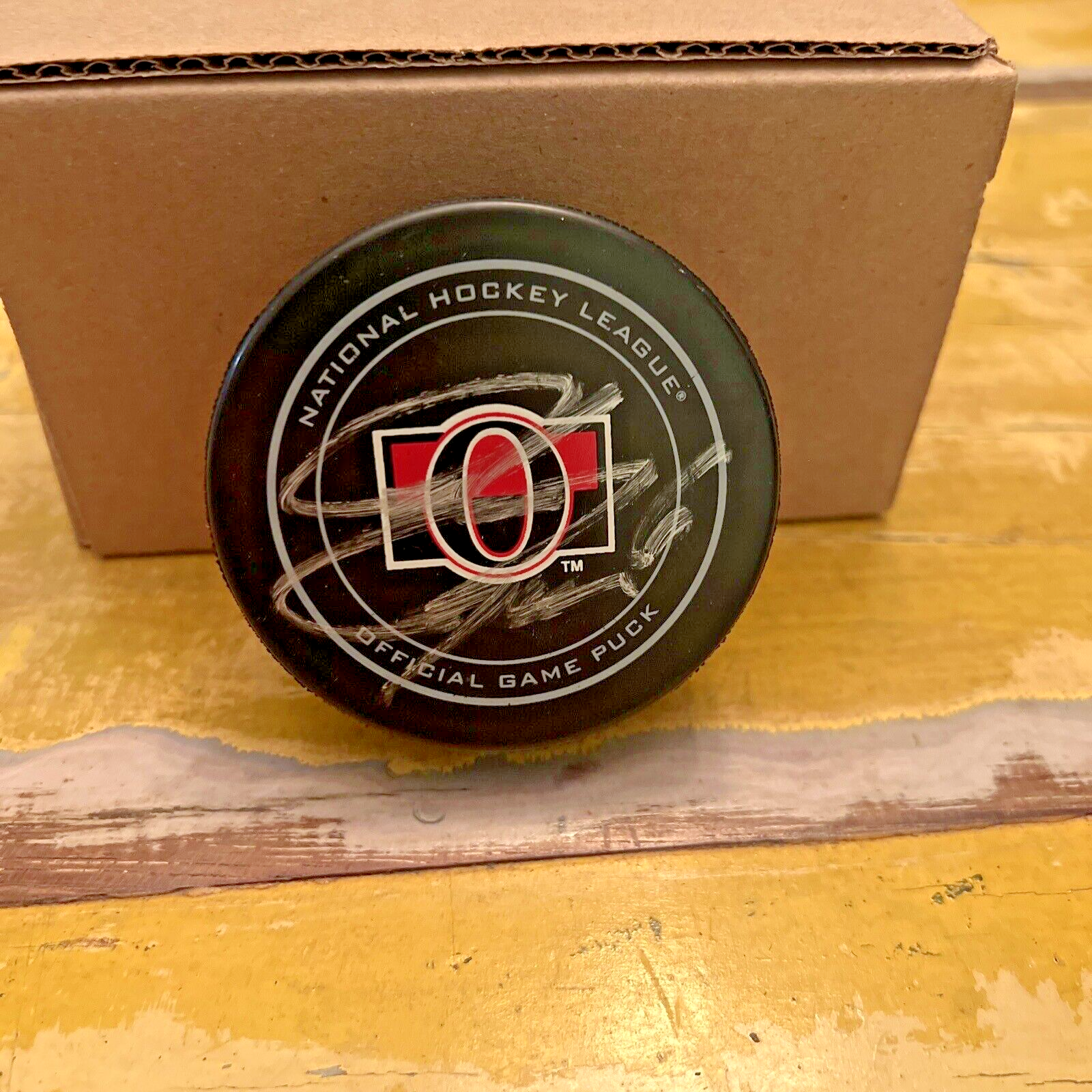 NHL Bobby Ryan Autographed Signed Senators Official Game Puck JSA COA